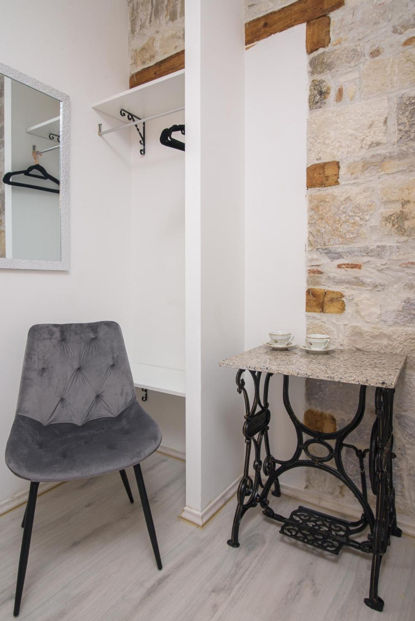 Rooms Bartul Trogir Exterior photo